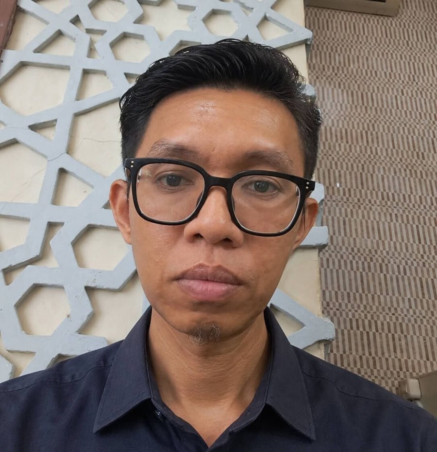 Foto profesional Muhammad Ichsan Laidi, S.Kom.